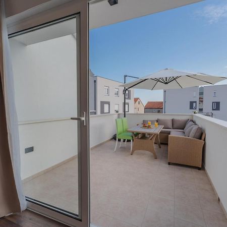 Apartment Glamorous Getaway Zadar Exterior photo