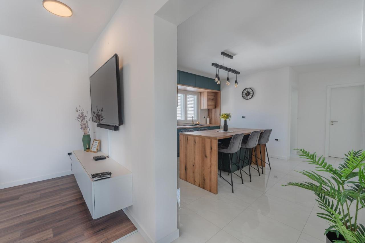 Apartment Glamorous Getaway Zadar Exterior photo