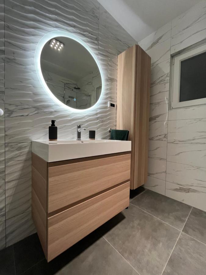 Apartment Glamorous Getaway Zadar Exterior photo